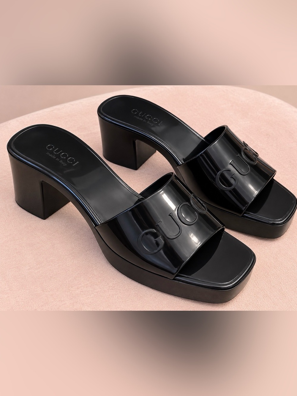 Gucci Glossy Black Logo Block Heel Mules size 7